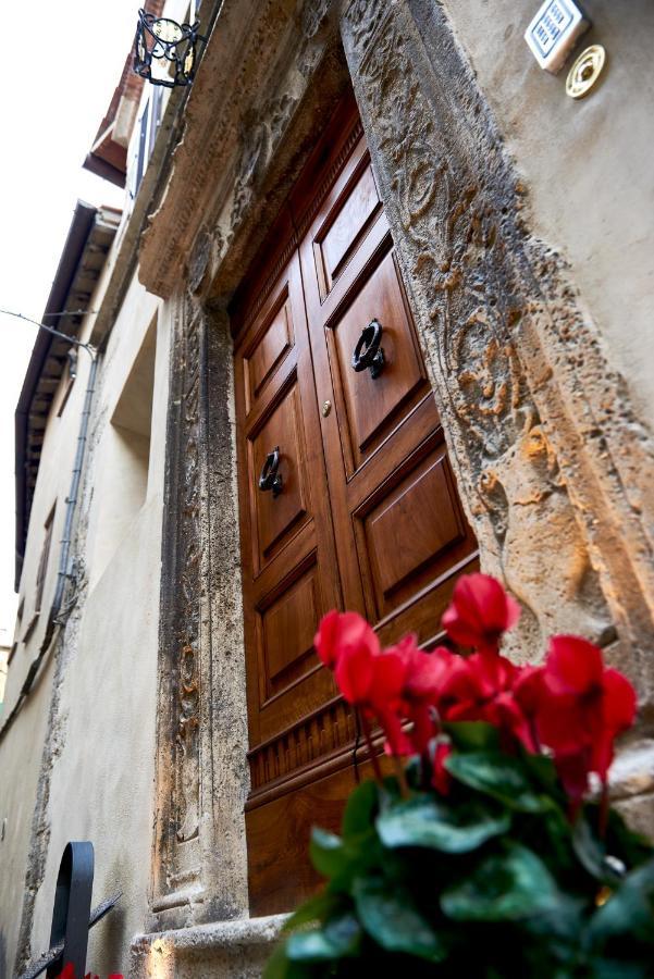 Bed and Breakfast Palazzo Pio III - Residenza D'Epoca Sarteano Exterior foto