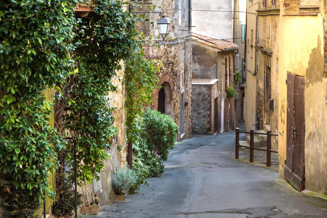 Bed and Breakfast Palazzo Pio III - Residenza D'Epoca Sarteano Exterior foto